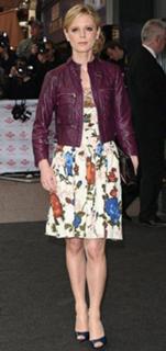 Emilia Fox feet photo thumbnail