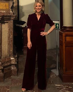 Emilia Fox feet photo 3
