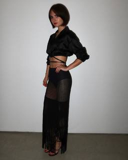 Emilia Jones feet photo thumbnail