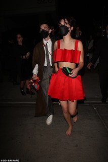 Emilia Jones feet photo thumbnail