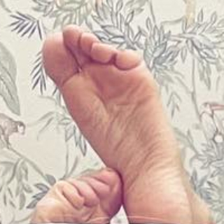 Emilia Komarnicka feet photo 1