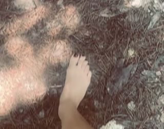 Emilia Komarnicka feet photo 1