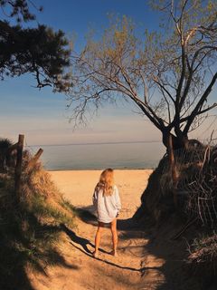 Emilia Komarnicka feet photo 17