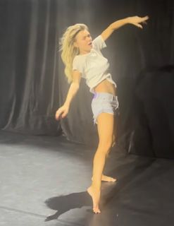 Emilia Komarnicka feet photo 6