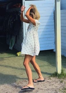 Emilia Komarnicka feet photo 4