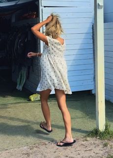 Emilia Komarnicka feet photo 3