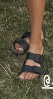 Emilia Komarnicka feet photo 9