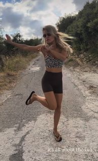 Emilia Komarnicka feet photo 17