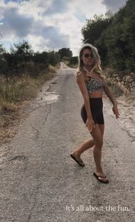 Emilia Komarnicka feet photo 15