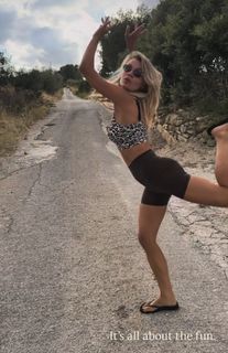 Emilia Komarnicka feet photo 11