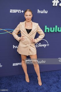 Emilia McCarthy feet photo 12