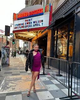 Emilia McCarthy feet photo 2