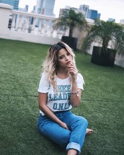 Emilia Mernes feet photo thumbnail