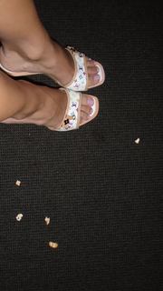 Emilia Mernes feet photo thumbnail