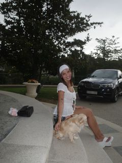 Emilia Mernes feet photo thumbnail