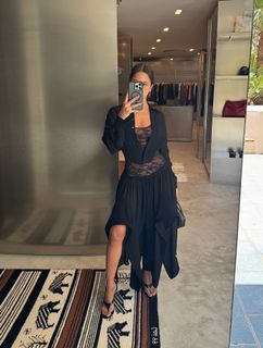 Emilia Mernes feet photo thumbnail