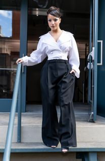 Emilia Mernes feet photo 6