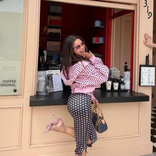 Emilia Mernes feet photo 6