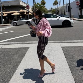 Emilia Mernes feet photo 5