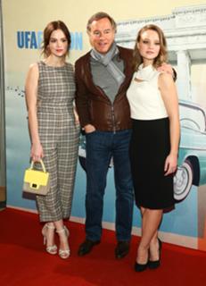 Emilia Schüle feet photo thumbnail