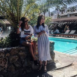 Emilia Schüle feet photo thumbnail