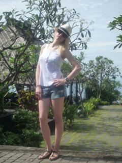 Emilia de Poret feet photo 6
