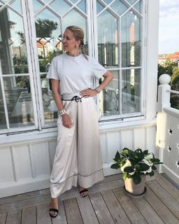 Emilia de Poret feet photo 5