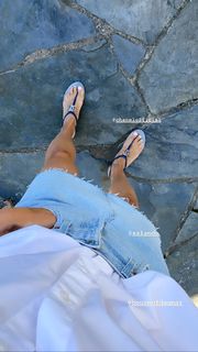 Emilia de Poret feet photo 1