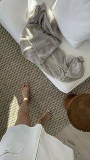 Emilia de Poret feet photo 1