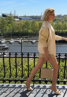 Emilia de Poret feet photo 8