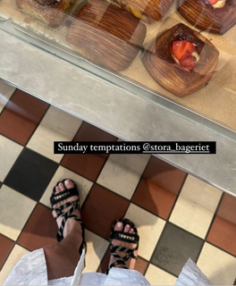 Emilia de Poret feet photo 3