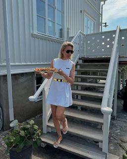 Emilia de Poret feet photo 20