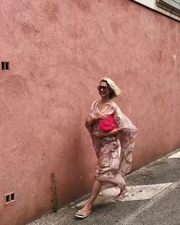 Emilia de Poret feet photo 1