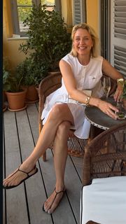 Emilia de Poret feet photo 9