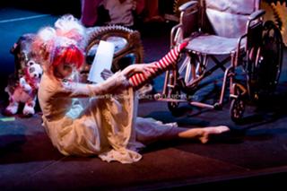 Emilie Autumn feet photo 5