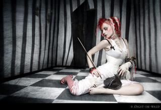 Emilie Autumn feet photo 3