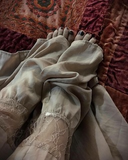 Emilie Autumn feet photo 5