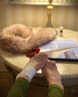 Emilie Autumn feet photo 4