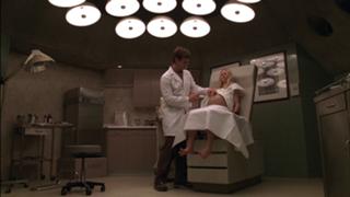 Emilie de Ravin feet photo thumbnail