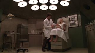Emilie de Ravin feet photo thumbnail