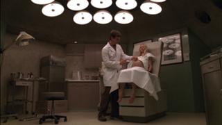 Emilie de Ravin feet photo thumbnail