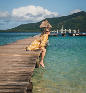 Emilie de Ravin feet photo thumbnail