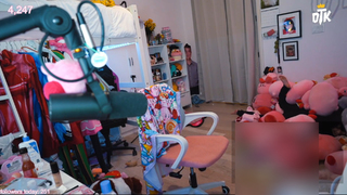 Emily 'Emiru' Schunk feet photo thumbnail