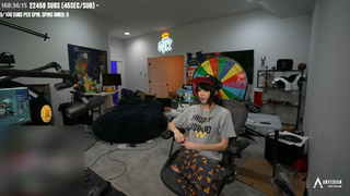 Emily 'Emiru' Schunk feet photo thumbnail