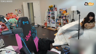 Emily 'Emiru' Schunk feet photo thumbnail