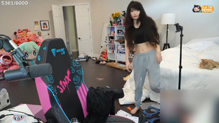 Emily 'Emiru' Schunk feet photo thumbnail