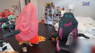 Emily 'Emiru' Schunk feet photo thumbnail