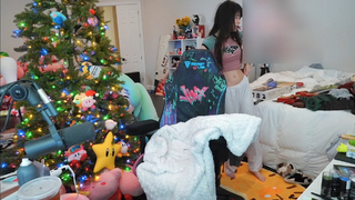 Emily 'Emiru' Schunk feet photo thumbnail