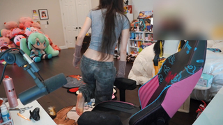 Emily 'Emiru' Schunk feet photo thumbnail