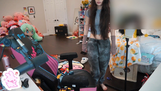 Emily 'Emiru' Schunk feet photo thumbnail